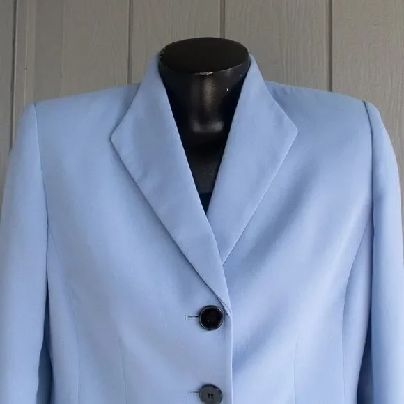 Le Suit Blazer  - Picture 3 of 11